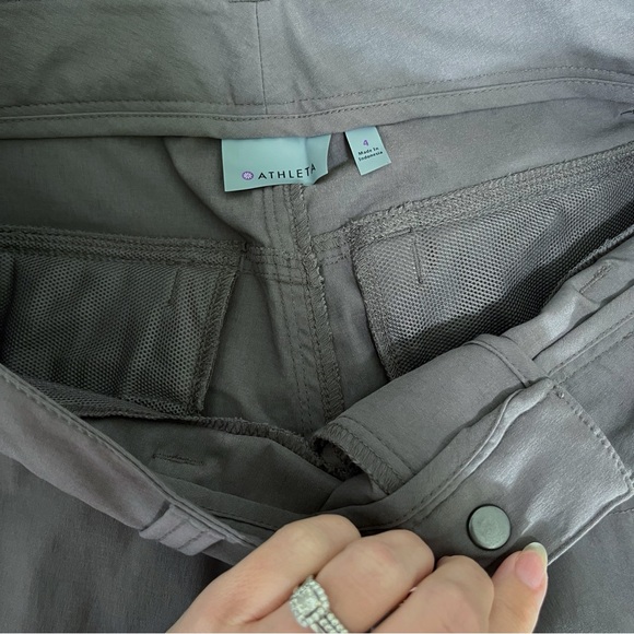 Athleta Dipper 2 Gray Utility Stretch Bootcut Pants UPF 50+ Size 4 - Picture 8 of 9